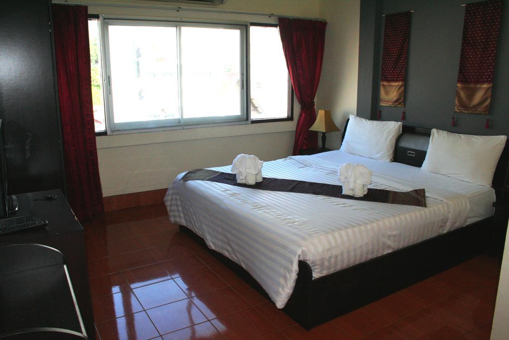 2Gether Guesthouse Karon Habitación foto