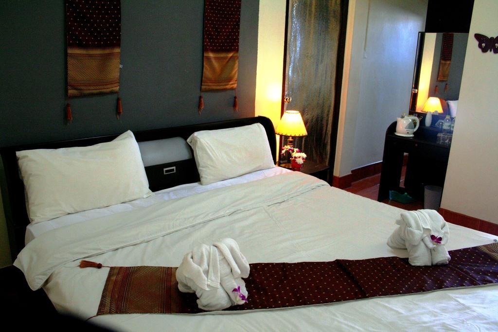 2Gether Guesthouse Karon Habitación foto